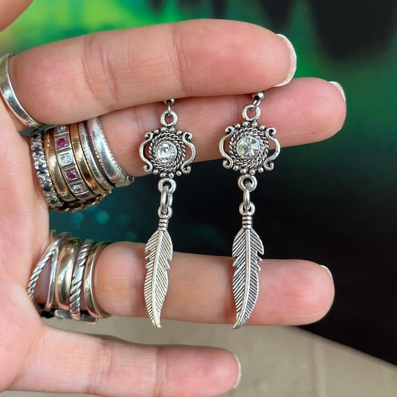 🔴SALE ! red dot items are 2 for $25 . Bundle more than 3 and its $10 each 🙂 - Picture 7 of 12